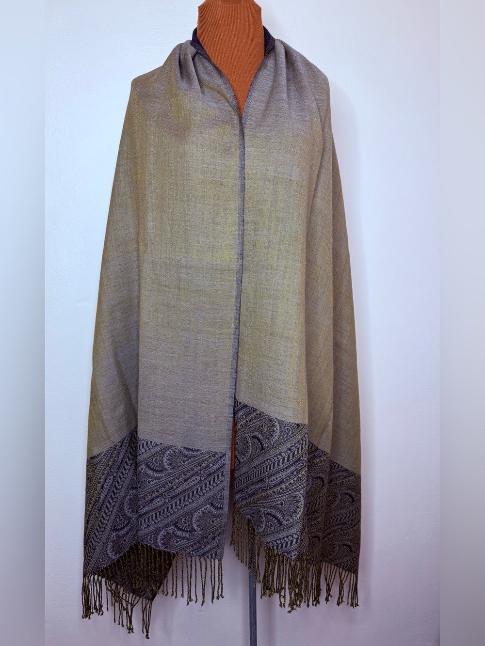Fiori Shawl Wrap 100% Wool Fringe Hem One Size Fits All